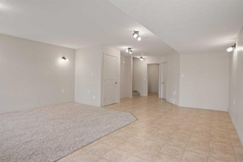 36-351 Monteith Drive Se, High River, AB - Indoor Photo Showing Other Room