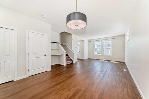 80 Magnolia Way Se, Calgary, AB - Indoor Photo Showing Other Room