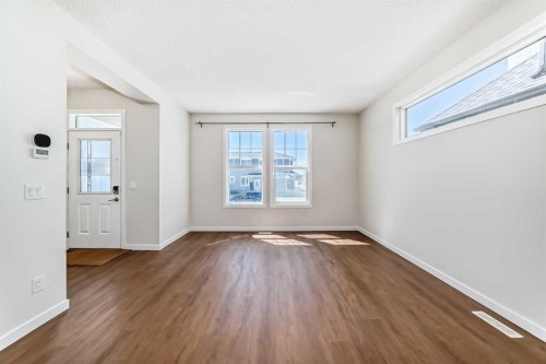 80 Magnolia Way Se, Calgary, AB - Indoor Photo Showing Other Room