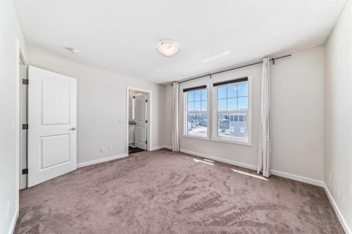 80 Magnolia Way Se, Calgary, AB - Indoor Photo Showing Other Room