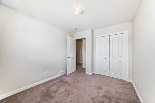 80 Magnolia Way Se, Calgary, AB - Indoor Photo Showing Other Room