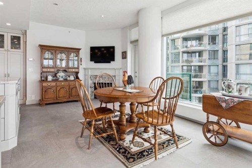 901-837 2 Avenue Sw, Calgary, AB - Indoor Photo Showing Dining Room