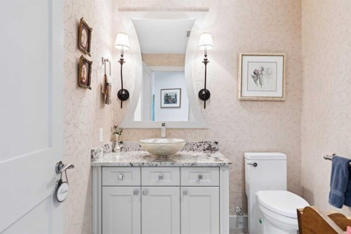 901-837 2 Avenue Sw, Calgary, AB - Indoor Photo Showing Bathroom
