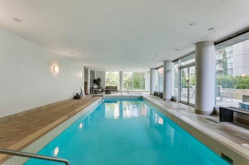 901-837 2 Avenue Sw, Calgary, AB - Indoor Photo Showing Other Room With In Ground Pool