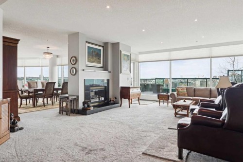 901-837 2 Avenue Sw, Calgary, AB - Indoor With Fireplace