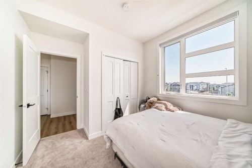 2307-55 Lucas Way Nw, Calgary, AB - Indoor Photo Showing Bedroom
