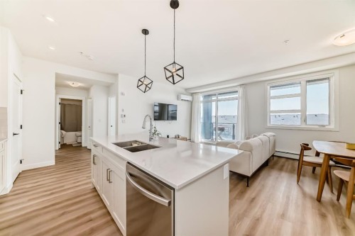 2307-55 Lucas Way Nw, Calgary, AB - Indoor