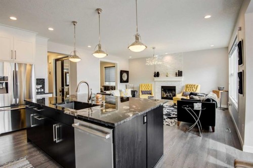 53 Sherwood Square Nw, Calgary, AB - Indoor Photo Showing Kitchen With Upgraded Kitchen
