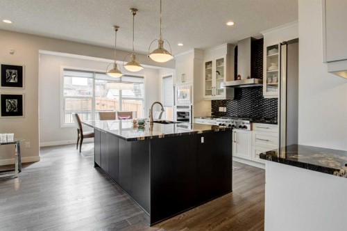 53 Sherwood Square Nw, Calgary, AB - Indoor Photo Showing Kitchen With Upgraded Kitchen