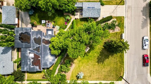 509 15 Avenue Ne, Calgary, AB - Outdoor