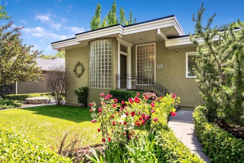 509 15 Avenue Ne, Calgary, AB - Outdoor