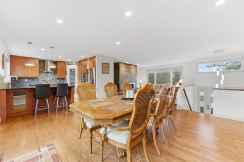 228 Cantrell Place Sw, Calgary, AB - Indoor Photo Showing Dining Room