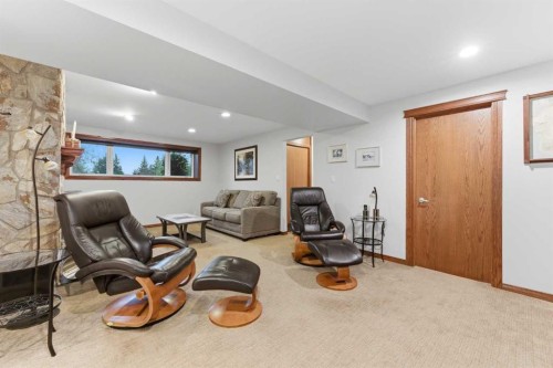 228 Cantrell Place Sw, Calgary, AB - Indoor