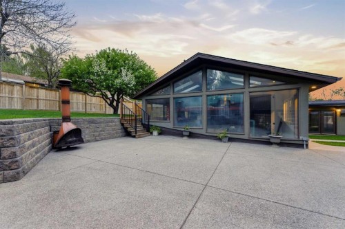 228 Cantrell Place Sw, Calgary, AB - Outdoor