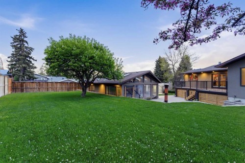 228 Cantrell Place Sw, Calgary, AB - Outdoor With Deck Patio Veranda