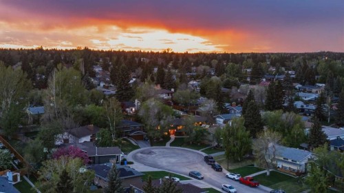 228 Cantrell Place Sw, Calgary, AB - Outdoor With View