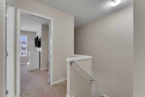 1002-1001 8 Street Nw, Airdrie, AB - Indoor Photo Showing Other Room