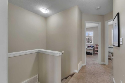 1002-1001 8 Street Nw, Airdrie, AB - Indoor Photo Showing Other Room