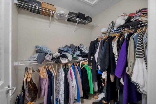 1002-1001 8 Street Nw, Airdrie, AB - Indoor With Storage