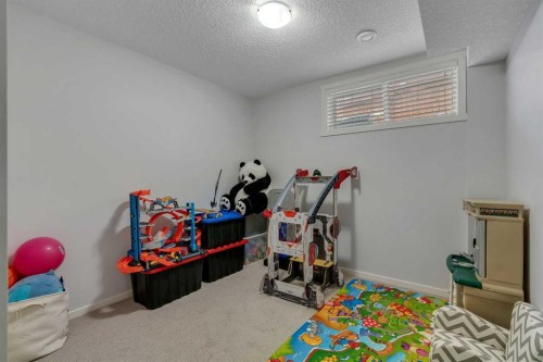 151 Stonemere Green, Chestermere, AB - Indoor