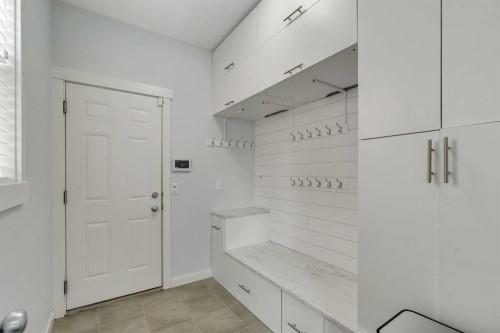 151 Stonemere Green, Chestermere, AB - Indoor Photo Showing Other Room