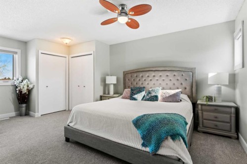 49 Macewan Ridge Close Nw, Calgary, AB - Indoor Photo Showing Bedroom