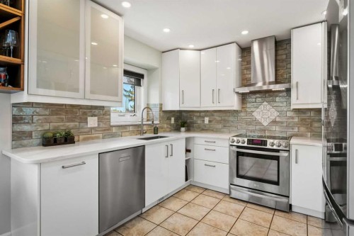 49 Macewan Ridge Close Nw, Calgary, AB - Indoor Photo Showing Kitchen With Stainless Steel Kitchen With Upgraded Kitchen