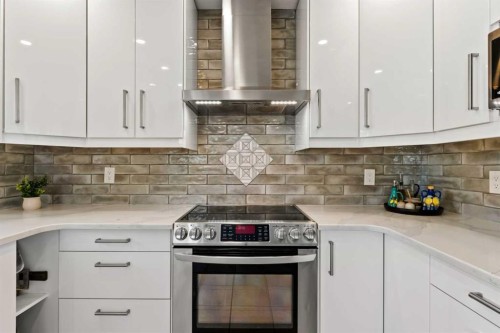 49 Macewan Ridge Close Nw, Calgary, AB - Indoor Photo Showing Kitchen