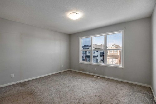 77 Masters Street Se, Calgary, AB - Indoor Photo Showing Other Room