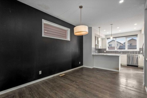 77 Masters Street Se, Calgary, AB - Indoor Photo Showing Kitchen