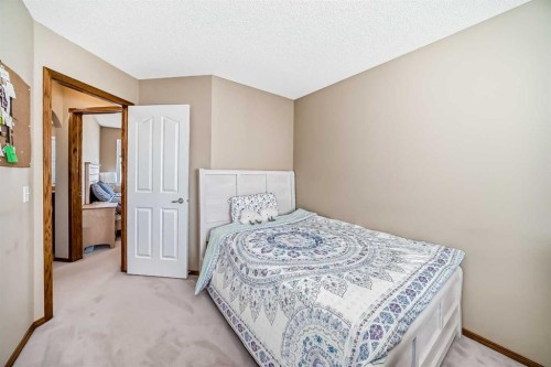 3767 Springbank Drive Sw, Calgary, AB - Indoor Photo Showing Bedroom