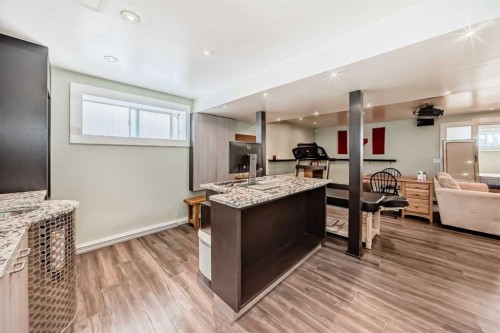 3767 Springbank Drive Sw, Calgary, AB - Indoor