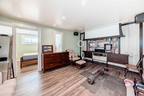 3767 Springbank Drive Sw, Calgary, AB - Indoor