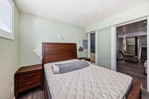 3767 Springbank Drive Sw, Calgary, AB - Indoor Photo Showing Bedroom