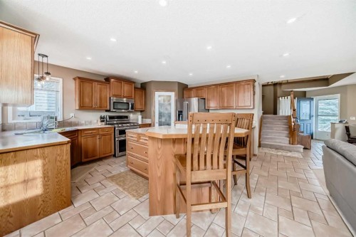 3767 Springbank Drive Sw, Calgary, AB - Indoor Photo Showing Kitchen With Double Sink