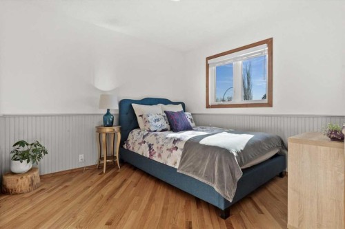 31 River Rock Manor Se, Calgary, AB - Indoor Photo Showing Bedroom