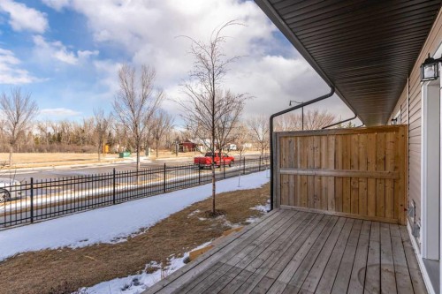 100-351 Monteith Drive Se, High River, AB - Outdoor
