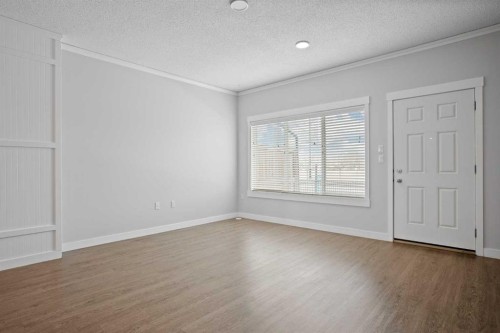 100-351 Monteith Drive Se, High River, AB - Indoor Photo Showing Other Room