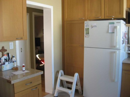6 Westrose Avenue West, Claresholm, AB - Indoor Photo Showing Kitchen