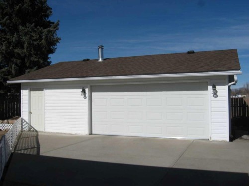 6 Westrose Avenue West, Claresholm, AB - Outdoor With Exterior