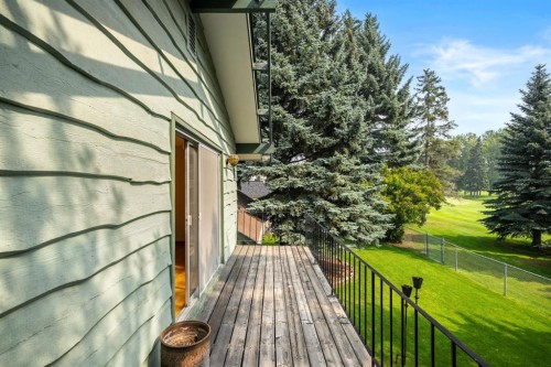 427 Willow Grove Crescent Se, Calgary, AB - Outdoor