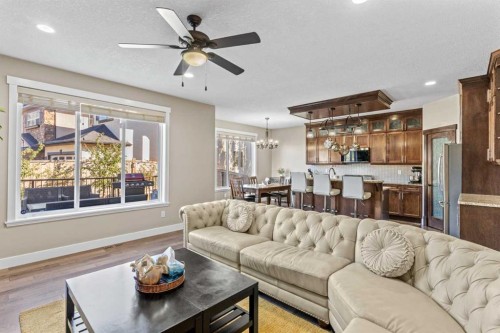 1269 Sherwood Boulevard Nw, Calgary, AB - Indoor Photo Showing Living Room