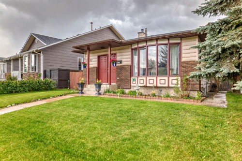 17007 Sunvale Road Se, Calgary, AB - Outdoor