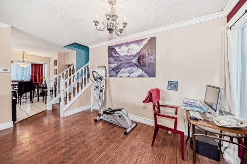 17007 Sunvale Road Se, Calgary, AB - Indoor