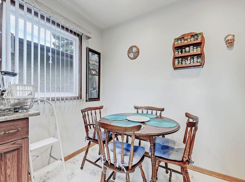 9432 Almond Crescent Se, Calgary, AB - Indoor Photo Showing Dining Room