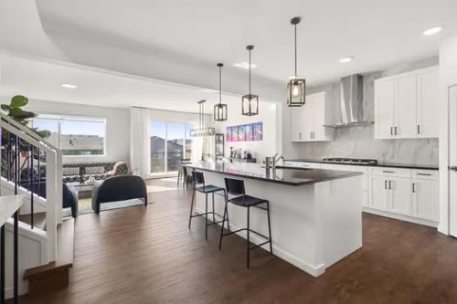 75 Royston Heath Nw, Calgary, AB - Indoor Photo Showing Kitchen With Upgraded Kitchen