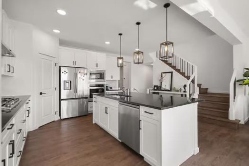 75 Royston Heath Nw, Calgary, AB - Indoor Photo Showing Kitchen With Upgraded Kitchen