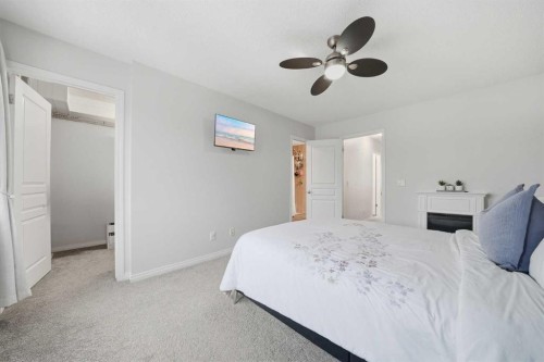 189 Elgin Meadows Park Se, Calgary, AB - Indoor Photo Showing Bedroom