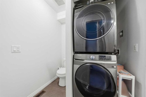 189 Elgin Meadows Park Se, Calgary, AB - Indoor Photo Showing Laundry Room