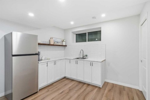 189 Elgin Meadows Park Se, Calgary, AB - Indoor Photo Showing Kitchen
